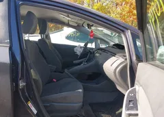 2011 Toyota Prius Two — фото 5