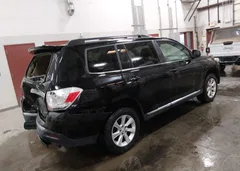 2013 Toyota Highlander SE V6 — фото 4