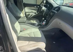 2017 Buick Enclave Leather — фото 5