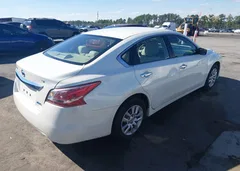 2013 Nissan Altima 2.5 S — фото 4