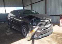 2014 Toyota Highlander Le Plus V6 — фото 1