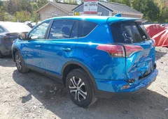 2017 Toyota Rav4 LE — фото 3
