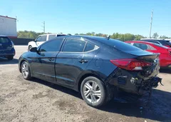 2019 Hyundai Elantra Sel — фото 3