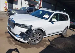 2022 BMW X7 xDrive40I — фото 2