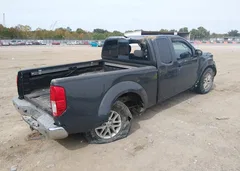 2015 Nissan Frontier SV — фото 4