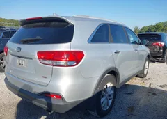 2016 Kia Sorento 2.4L LX — фото 4