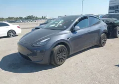 2023 Tesla Model Y Awd/Long Range Dual Motor All-Wheel Drive — фото 2