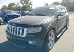 2013 Jeep Grand Cherokee Overland — фото 2
