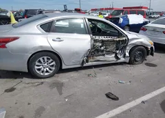 2015 Nissan Altima 2.5 S — фото 6