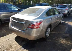 2013 Nissan Altima 2.5 S — фото 4