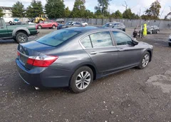 2013 Honda Accord LX — фото 4
