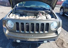 2015 Jeep Patriot Latitude — фото 6