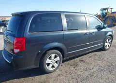 2013 Dodge Grand Caravan SE — фото 4