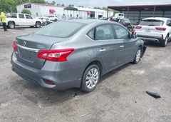 2017 Nissan Sentra S — фото 4