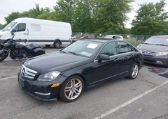 2013 Mercedes-Benz C 300 Sport 4Matic — фото 2