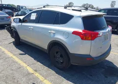 2015 Toyota Rav4 Le — фото 3