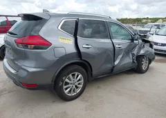 2017 Nissan Rogue Sv — фото 4