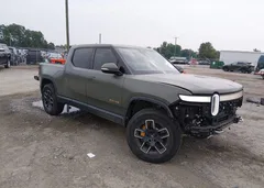 2022 Rivian R1T Launch Edition — фото 1