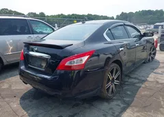 2010 Nissan Maxima 3.5 SV — фото 4