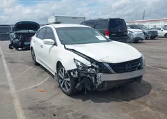 2017 Nissan Altima 2.5 Sr — фото 1