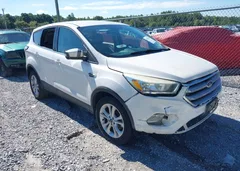 2017 Ford Escape SE — фото 1