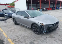 2025 Kia K4 Gt-Line Turbo — фото 1
