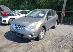 2013 Nissan Rogue S — фото 2