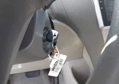 2010 Toyota Yaris — фото 11