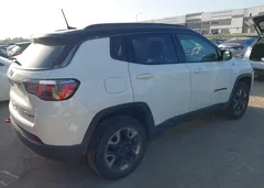 2017 Jeep New Compass Trailhawk 4X4 — фото 4
