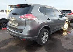 2016 Nissan Rogue S — фото 4