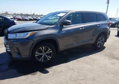 2017 Toyota Highlander Hybrid Le — фото 2