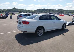 2015 Volkswagen Jetta 1.8T Se — фото 4