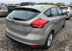 2016 Ford Focus SE — фото 3