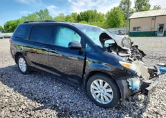2017 Toyota Sienna Xle 7-Passenger — фото 4