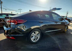 2020 Hyundai Elantra Sel — фото 3