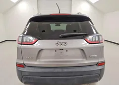 2019 Jeep Cherokee Latitude Plus — фото 6