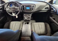 2015 Chrysler 200 Limited — фото 8