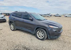 2017 Jeep Cherokee Latitude — фото 4