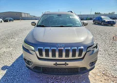 2019 Jeep Cherokee Latitude — фото 5