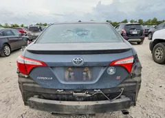 2015 Toyota Corolla S Plus — фото 6