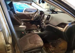 2015 Jeep Cherokee Latitude — фото 7