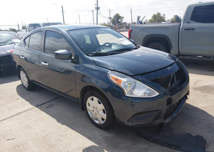 2017 Nissan Versa