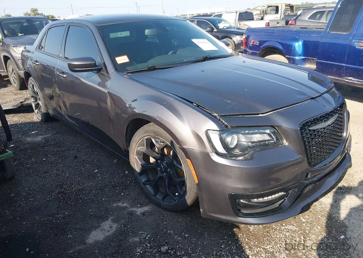 2019 Chrysler 300